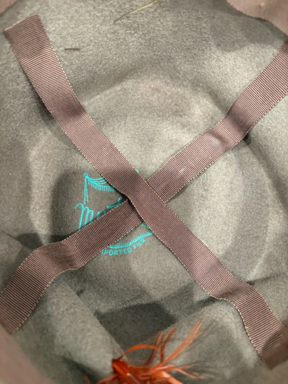 Rare Vintage imported fur Bucket Hat With Feather Inside Felt Size Medium - Picture 7 of 9